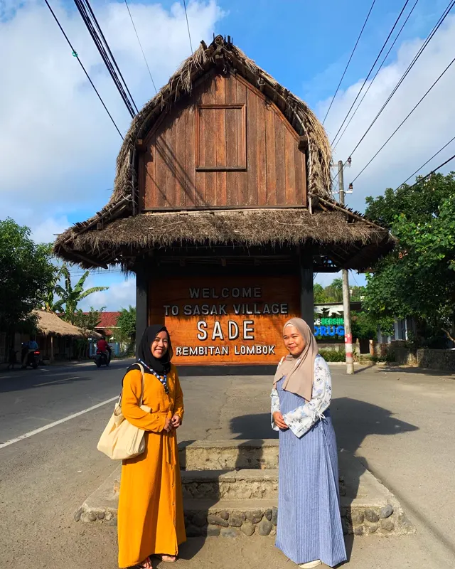 Traditional village visit — Lombok